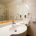 R&r Strandhotel Otel Baabe