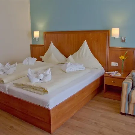 R&r Strandhotel 4*