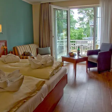 Отель R&r Strandhotel