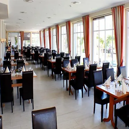 R&r Strandhotel 4*