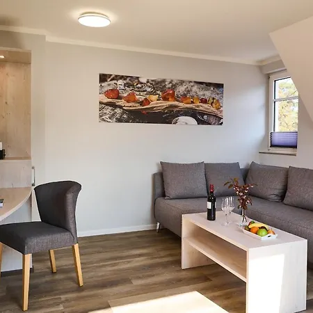 R&r Strandhotel Отель 4*
