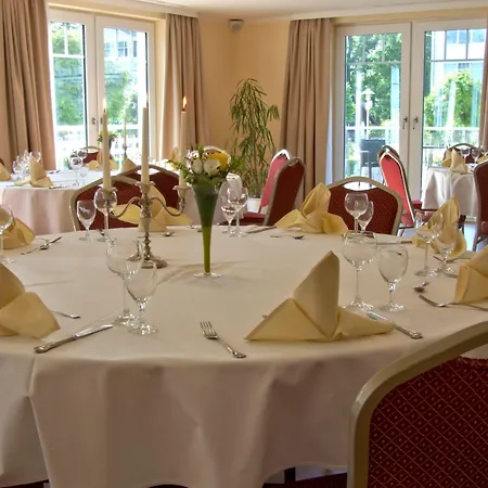 R&r Strandhotel Hotel