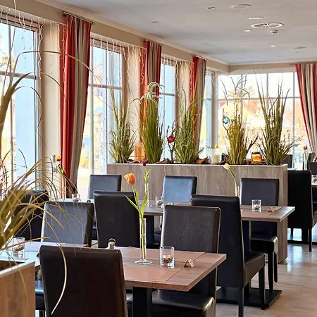R&r Strandhotel Hotel 4*