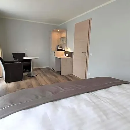 R&r Strandhotel بابي