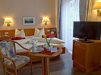 R&r Strandhotel 4*