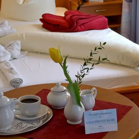 R&r Strandhotel מלון 4*