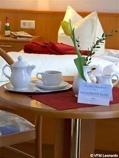 R&r Strandhotel מלון באבה