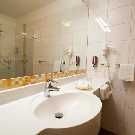 R&r Strandhotel Hotel Baabe